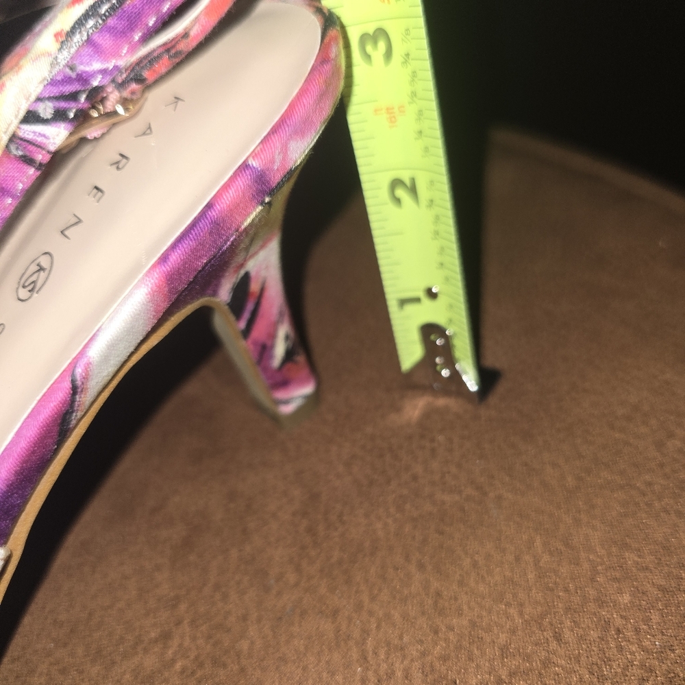 Karen Scott Gaby heels - Picture 2 of 6